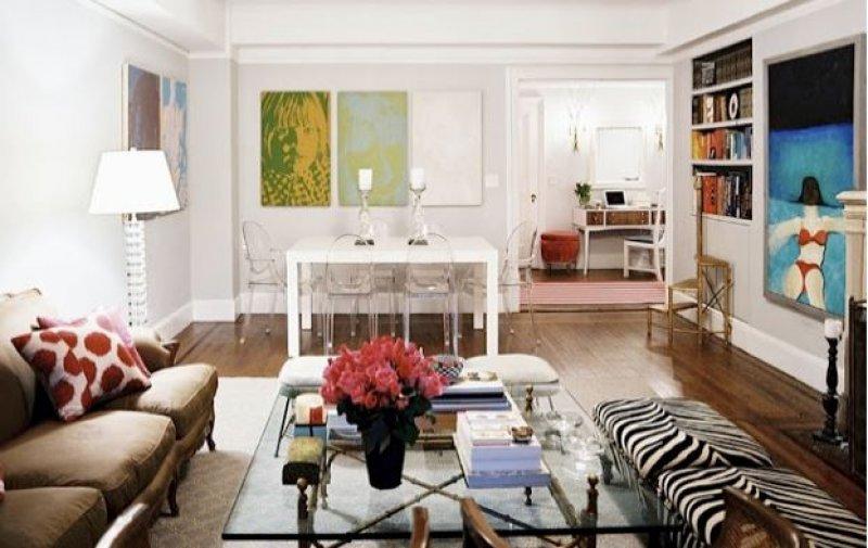 Ünlü moda tasarımcısı evinin kapılarını açtı