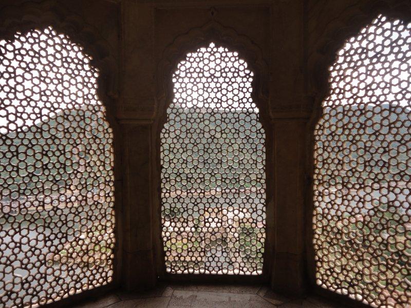 Hindistan’ın romantik sarayı: Jal Mahal  