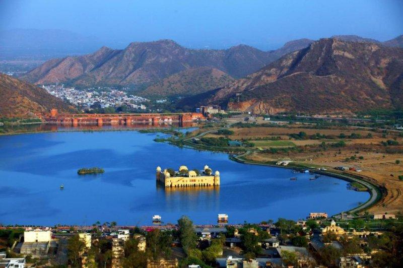 Hindistan’ın romantik sarayı: Jal Mahal  