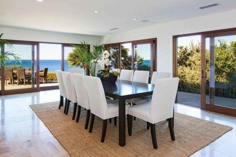 Angelina Jolie Malibu'dan 95 bin dolara ev kiraladı