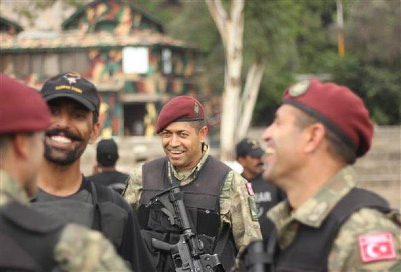 Kahraman astsubay Halisdemir'in tatbikat fotoğrafları