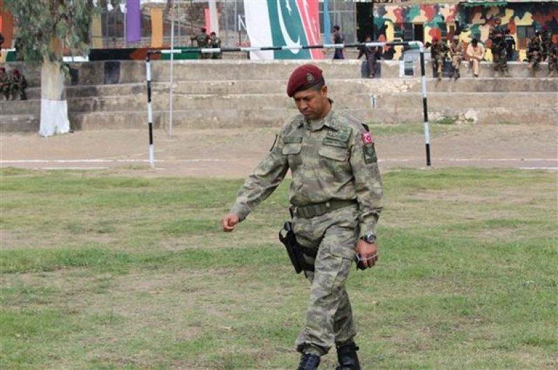 Kahraman astsubay Halisdemir'in tatbikat fotoğrafları