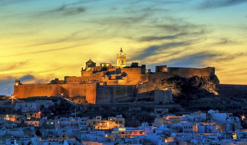 Cesaret madalyasına sahip ada: Malta 