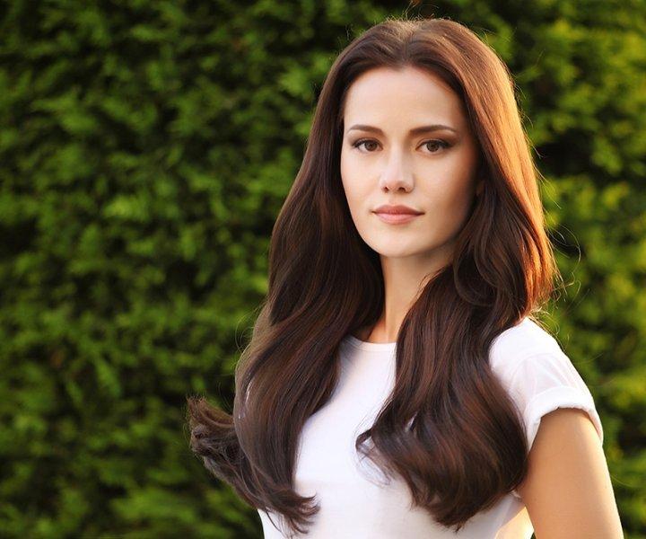 Fahriye Evcen'den nefes kesen pozlar 