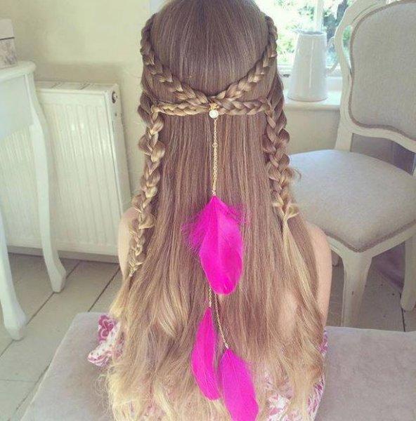 Kız çocukları için farklı saç örgü modelleri 