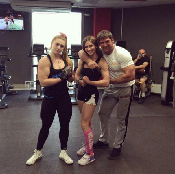 Yeni fenomen kaslı barbie: Julia Vins 