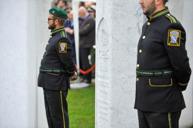 Bilge Kral Aliya İzetbegoviç vefatının 13. yılında özlemle anılıyor