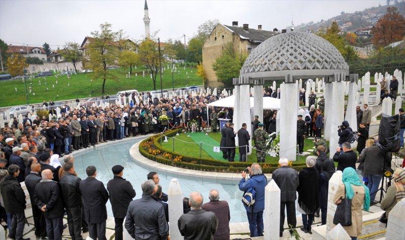 Bilge Kral Aliya İzetbegoviç vefatının 13. yılında özlemle anılıyor