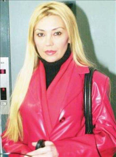 80'lerin en dikkat ekici kadınları