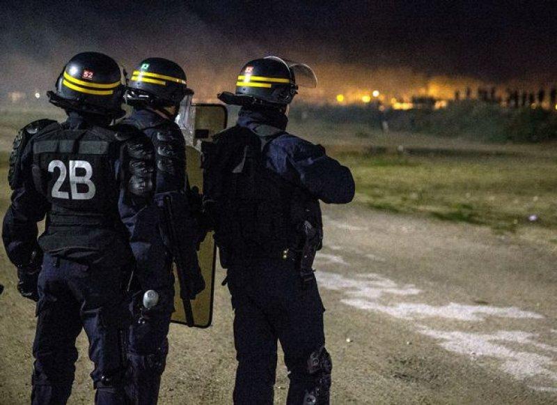 Fransa'daki Jungle sığınmacı kampı boşaltılıyor