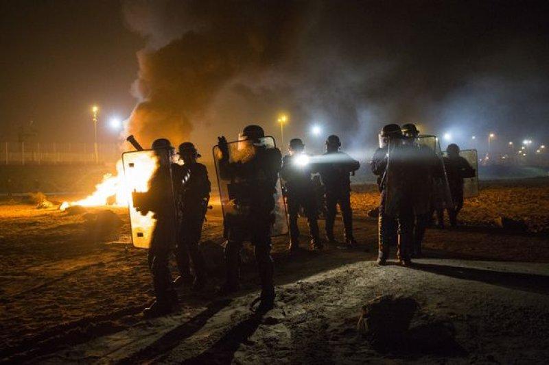 Fransa'daki Jungle sığınmacı kampı boşaltılıyor