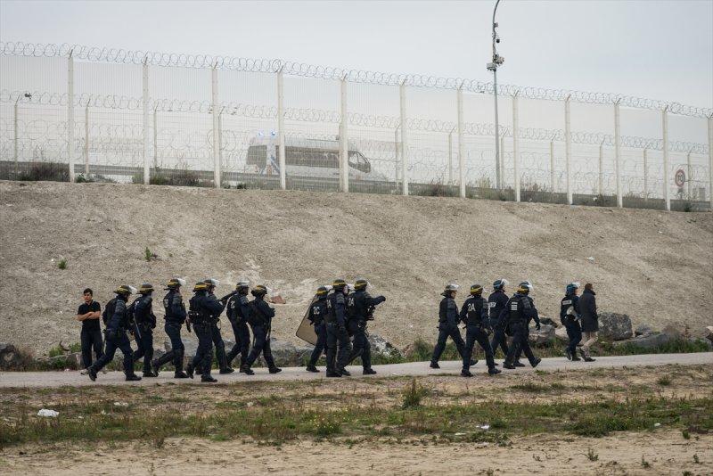 Fransa'daki Jungle sığınmacı kampı boşaltılıyor