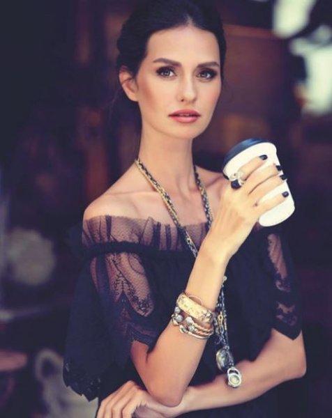 Yasemin Özilhan'ın Instagram paylaşımları