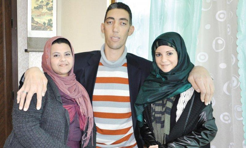 Burcu Çetinkaya ilk kez oğlunun yüzünü gösterdi