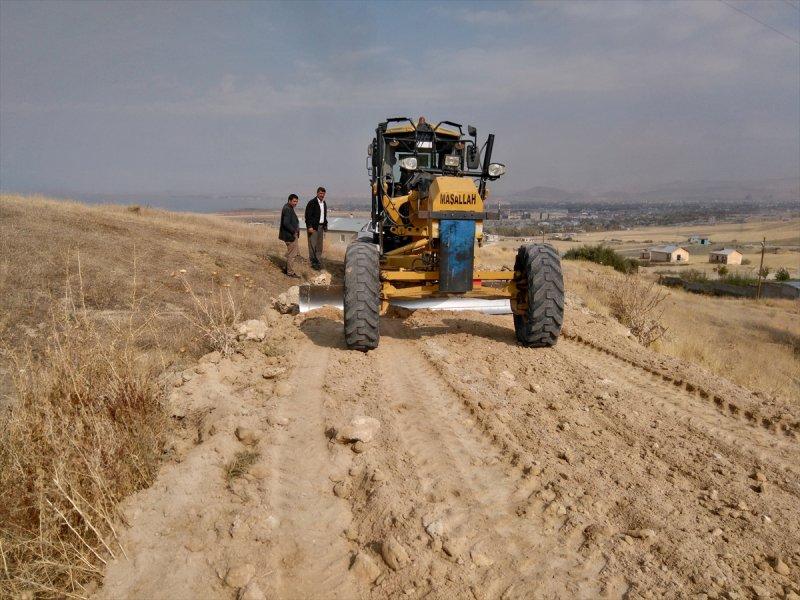 Kayyum atanan Hakkari Belediyesi çalışıyor