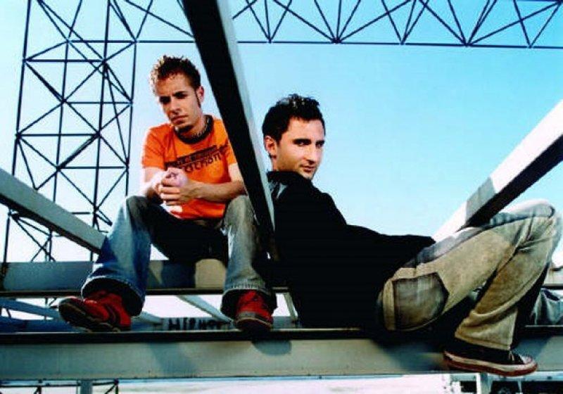 Türk rock müzisyenlerinin gençlik fotoğrafları 