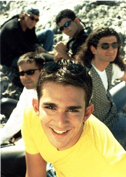 Türk rock müzisyenlerinin gençlik fotoğrafları 