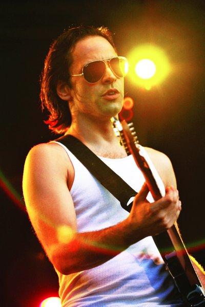 Türk rock müzisyenlerinin gençlik fotoğrafları 