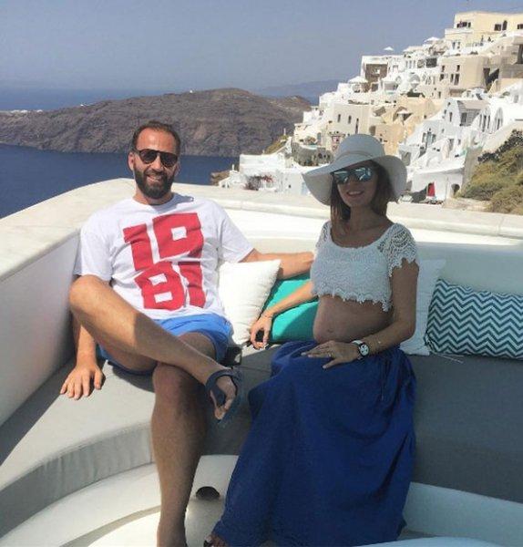 Oyuncu İpek Özkök anne olmaya hazırlanıyor