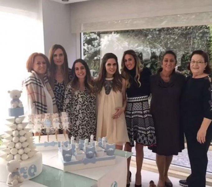 Oyuncu İpek Özkök anne olmaya hazırlanıyor