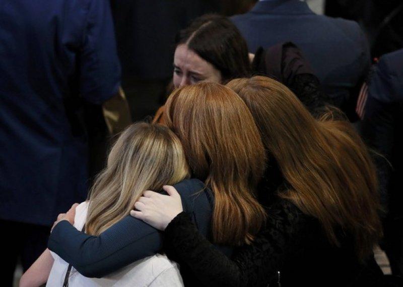 Clinton taraftarlarından kareler