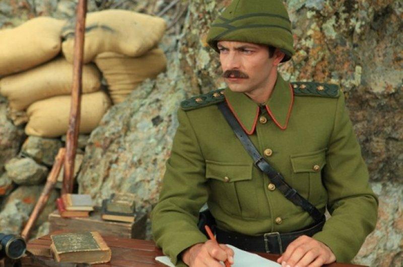 Atatürk rolünü canlandıran oyuncular