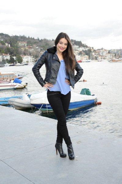 Ayça Ayşin Turan bilinmeyenlerini anlattı 