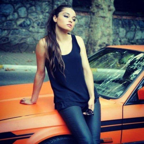 Ayça Ayşin Turan bilinmeyenlerini anlattı 