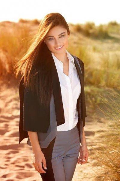 Ayça Ayşin Turan bilinmeyenlerini anlattı 