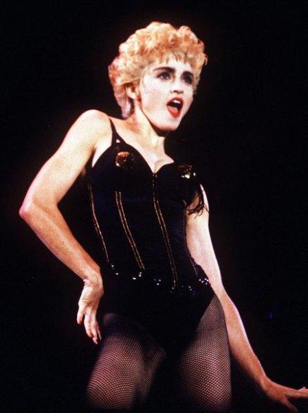 Madonna’nın yaşı ellerinden okunuyor 