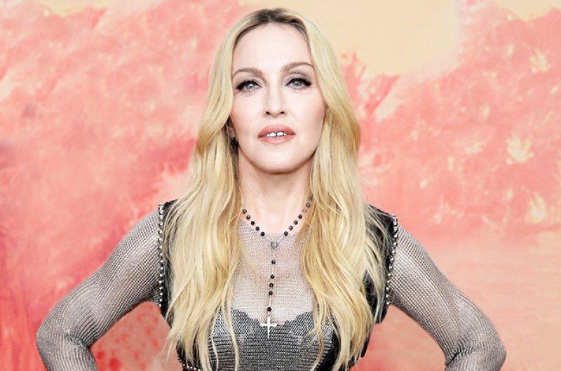 Madonna’nın yaşı ellerinden okunuyor 