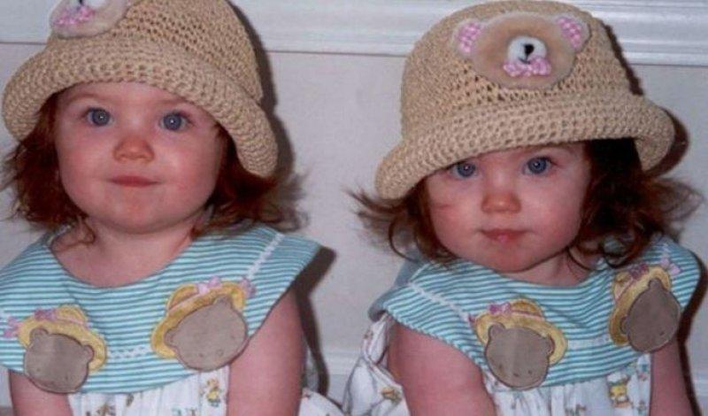 En güzel ikiz bebek fotoğrafları 