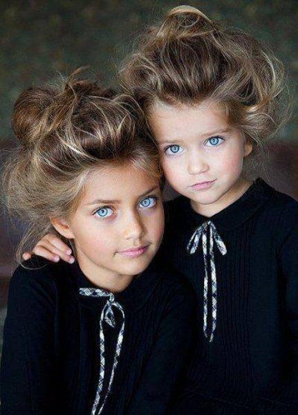 En güzel ikiz bebek fotoğrafları 