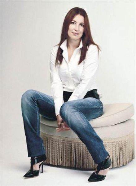 Gösteri dünyasının uzun boylu kadınları 