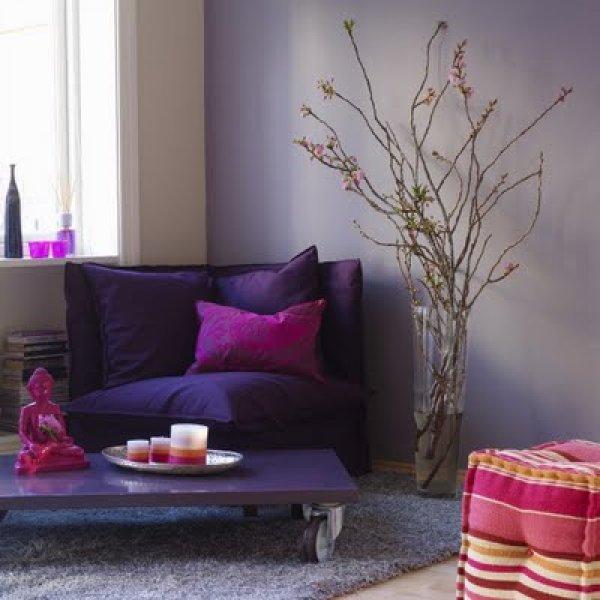 Renkli oda dekorasyonu