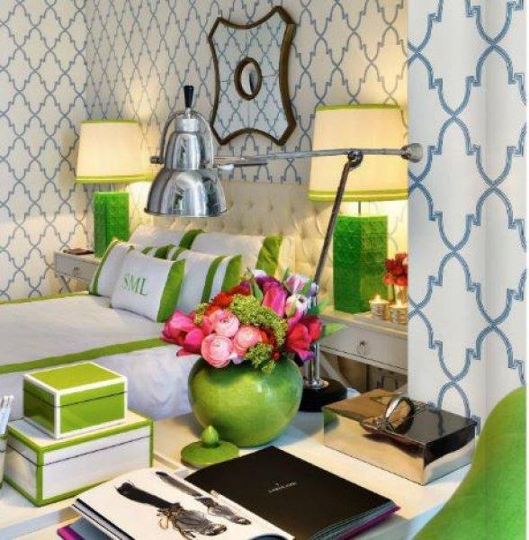 Renkli oda dekorasyonu