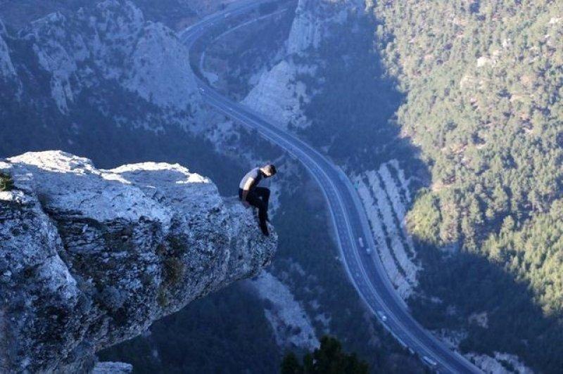 Torosların damında uçurum keyfi 