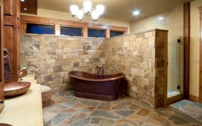 Banyo dekorasyonunda doğal taş esintisi