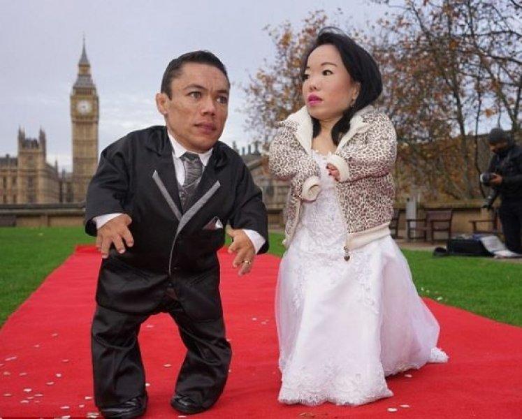 Dünyanın  en kısa boylu çifti Guinnes listesinde 