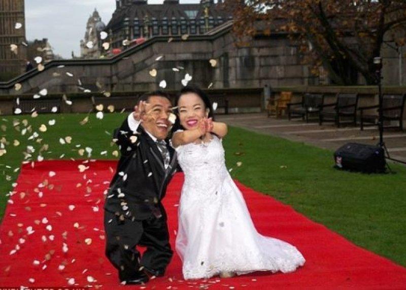 Dünyanın  en kısa boylu çifti Guinnes listesinde 