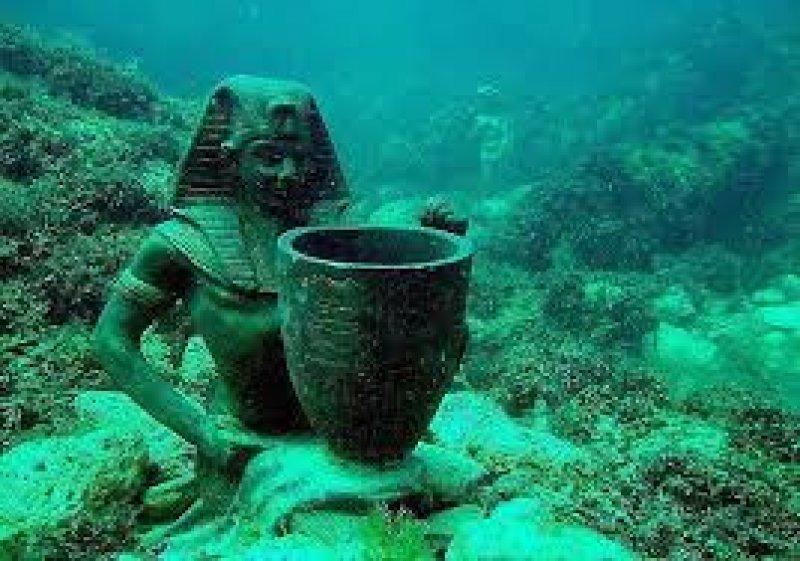 Heracleion antik kentinden ilginç heykeller 