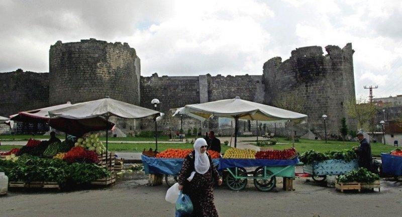 Diyarbakır Surları Çin Seddi'ni geride bıraktı