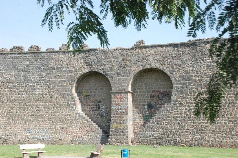 Diyarbakır Surları Çin Seddi'ni geride bıraktı
