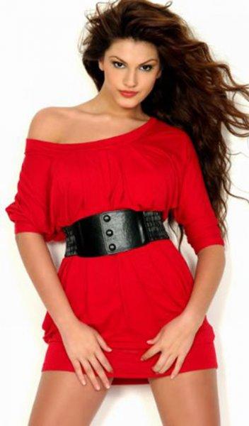 Tolgahan Sayışman sevgilisi Almeda'yı ailesinden istedi 