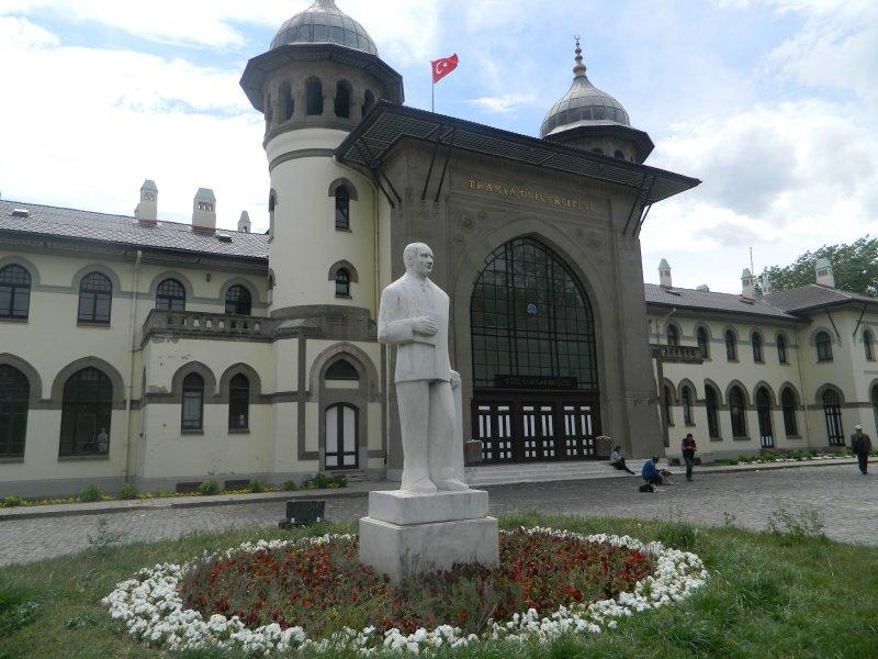 Osmanlı Devleti'nden yadigar Edirne evleri 