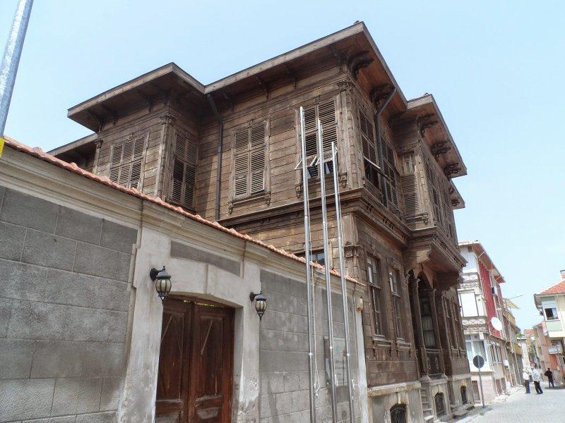 Osmanlı Devleti'nden yadigar Edirne evleri 