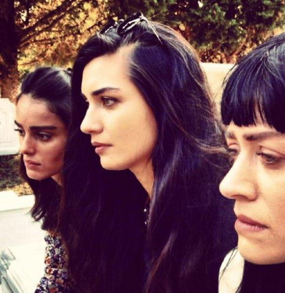 Dubai'de Tuba Büyüküstün'e yoğun ilgi 