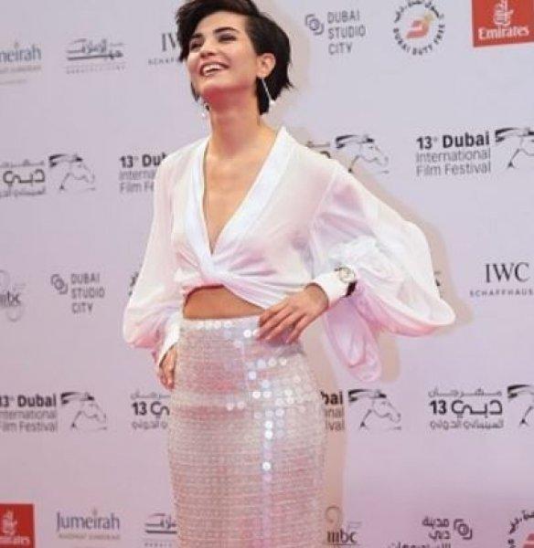 Dubai'de Tuba Büyüküstün'e yoğun ilgi 