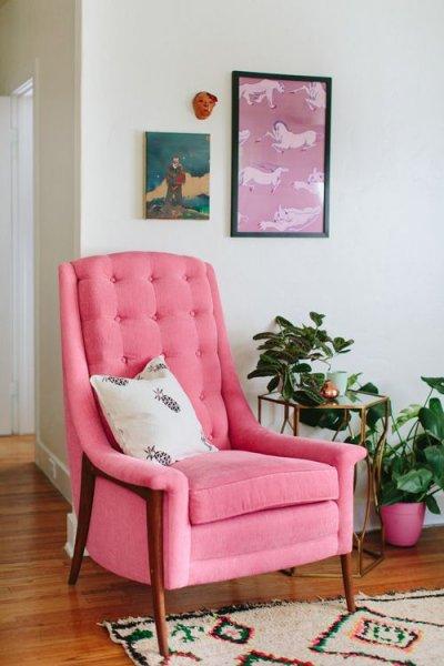 Oturma odalarında duvar dekorasyonu