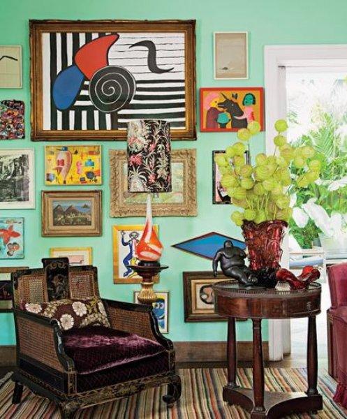 Oturma odalarında duvar dekorasyonu